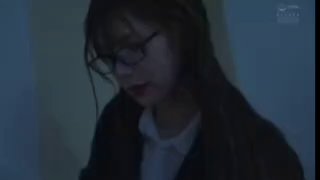 观光车里约炮两个白嫩美女啪啪作品 动作激烈看的性奋冲动这位大